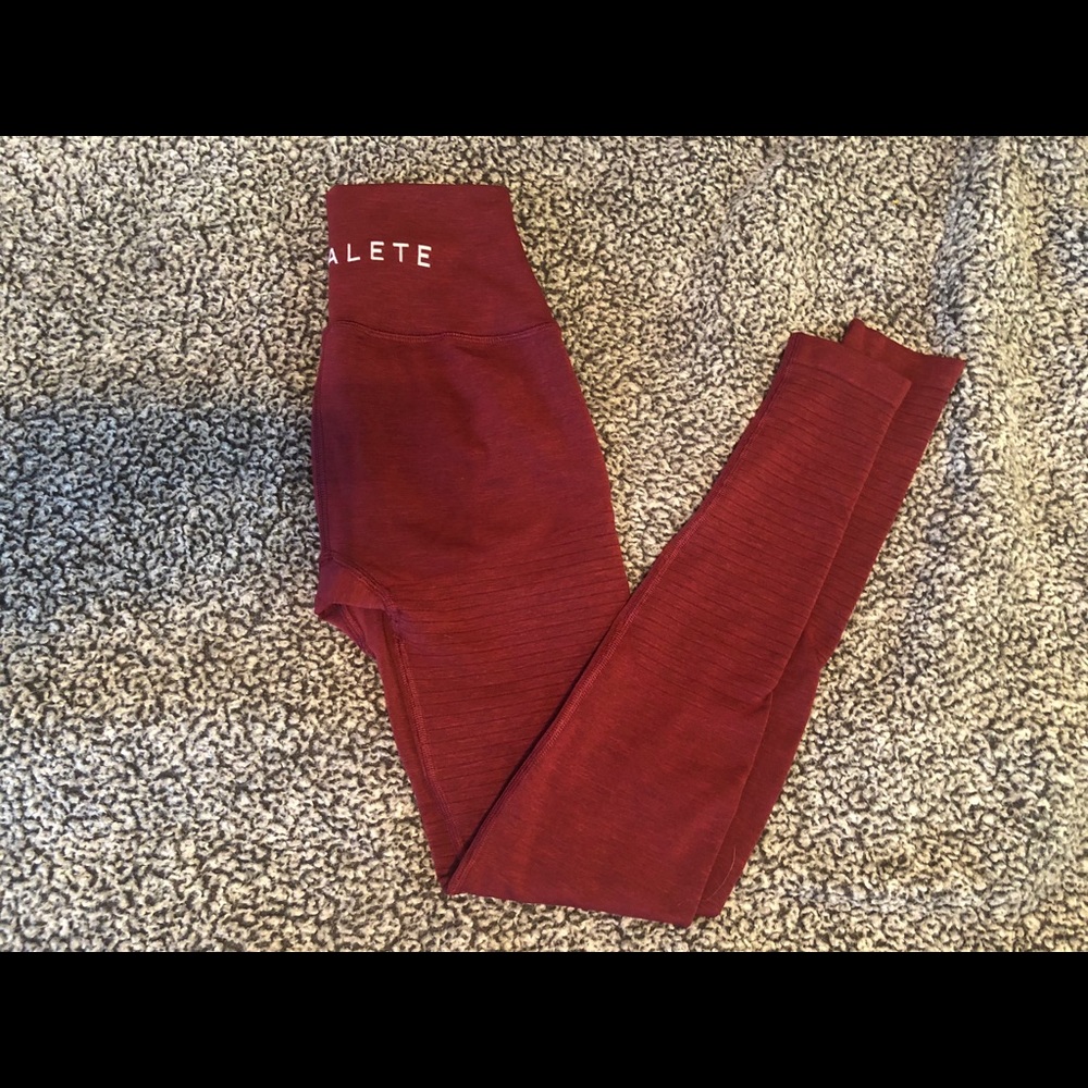 Alphalete Revival Leggings